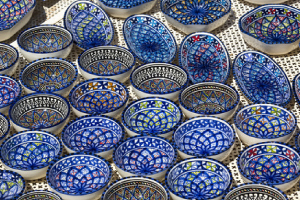 Assiettes en poterie : L’authenticité de l’artisanat djerbien